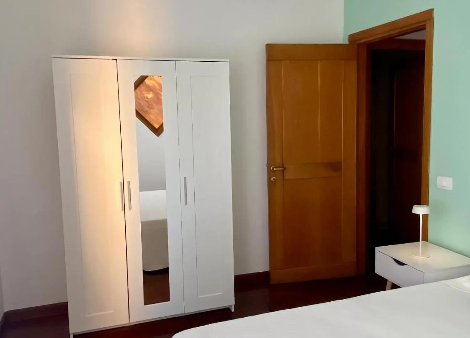 Mv Home أولبيا 0*,  إيطاليا